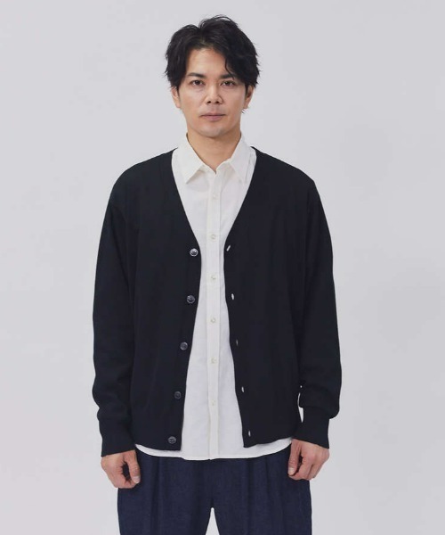 BACK NUMBER(バックナンバー)の「BACK NUMBER(バックナンバー)サラサラDRYカーディガン(カーディガン/ボレロ・メンズ・ブラック/ブルー/イエロー/ネイビー×ホワイト/ホワイト×ネイビー・S/M/L/XL)」の2枚目の写真