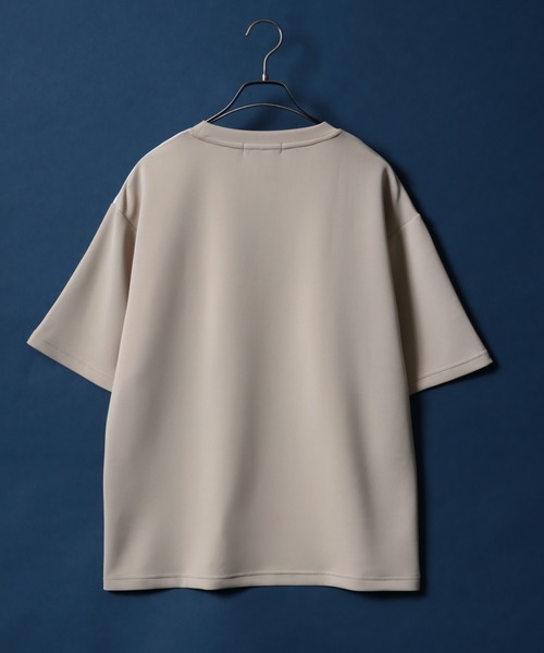 ANPAS(アンパス)の「Ponte & Amunzen Fabric Oversized Material Mix T-Shirt/ポンチ&梨地 ビッグシルエット 異素材ミックス Tシャツ(Tシャツ/カットソー・メンズ・ベージュ系その他/ブルー系その他/ホワイト系その他・LL/M/L)」の13枚目の写真