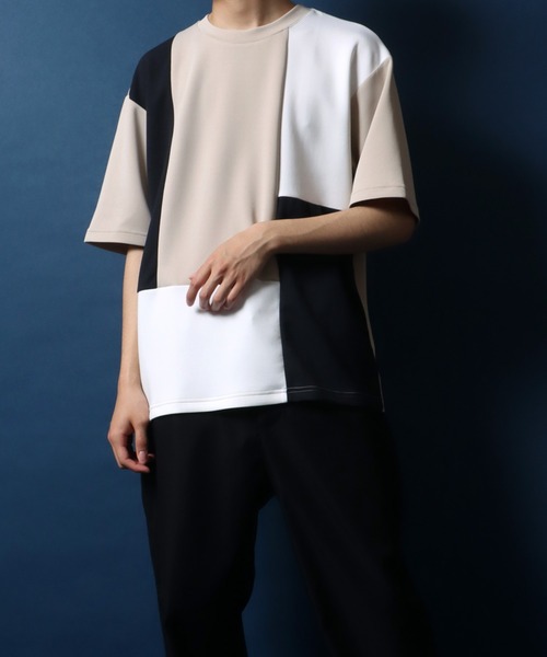 ANPAS(アンパス)の「Ponte & Amunzen Fabric Oversized Material Mix T-Shirt/ポンチ&梨地 ビッグシルエット 異素材ミックス Tシャツ(Tシャツ/カットソー・メンズ・ベージュ系その他/ブルー系その他/ホワイト系その他・LL/M/L)」の11枚目の写真