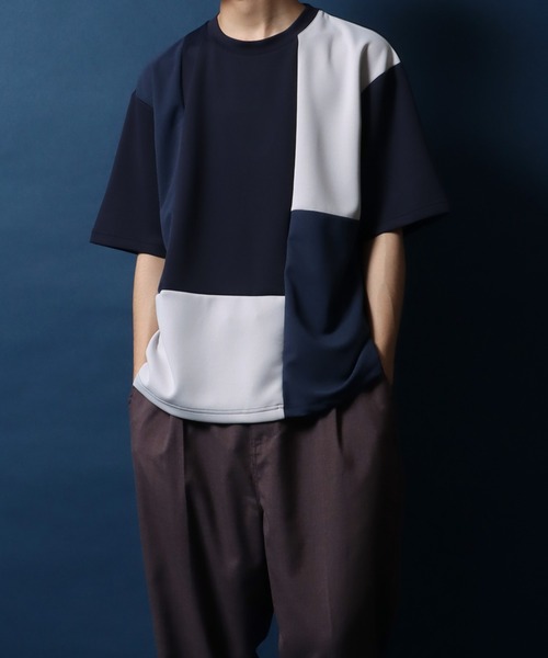 ANPAS(アンパス)の「Ponte & Amunzen Fabric Oversized Material Mix T-Shirt/ポンチ&梨地 ビッグシルエット 異素材ミックス Tシャツ(Tシャツ/カットソー・メンズ・ベージュ系その他/ブルー系その他/ホワイト系その他・LL/M/L)」の21枚目の写真
