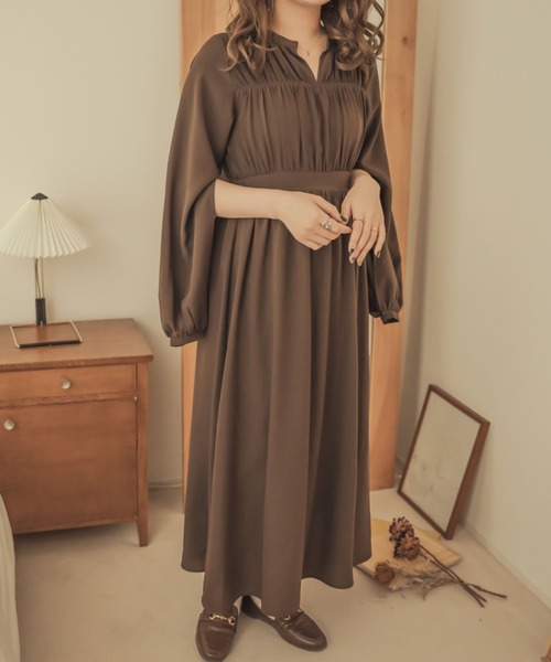 Ambre Neige(アンブルネージュ)の「2WAYギャザーオープンスリーブワンピース/【WEB/EC限定商品】(ワンピース・レディース・アイボリー/ダークブラウン・FREE)」の5枚目の写真