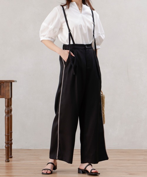 Chez toi(シェトワ)の「ブッチャーサス付ワイドパンツ(その他パンツ・レディース・グレイッシュベージュ/ブラック/イエロー・FREE)」の4枚目の写真