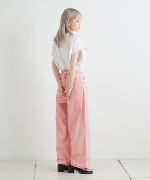 WHIMSIC(ウィムジック)の「【UNISEX/サイズ展開あり】コットンツイルタックパンツ(スラックス・メンズ・ベージュ/アイボリー/ピンク・1/2)」の9枚目の写真