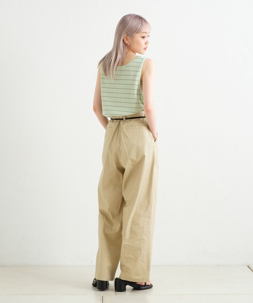 WHIMSIC(ウィムジック)の「【UNISEX/サイズ展開あり】コットンツイルタックパンツ(スラックス・メンズ・ベージュ/アイボリー/ピンク・1/2)」の21枚目の写真