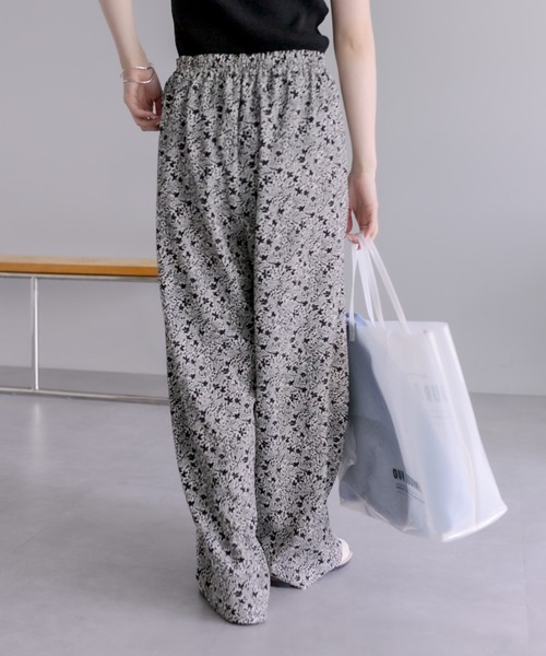 PUAL CE CIN(ピュアルセシン)の「【WEB限定】花柄プリントパンツ(その他パンツ・レディース・ブラック/ベージュ/アイボリー・FREE)」の7枚目の写真