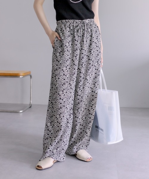 PUAL CE CIN(ピュアルセシン)の「【WEB限定】花柄プリントパンツ(その他パンツ・レディース・ブラック/ベージュ/アイボリー・FREE)」の21枚目の写真