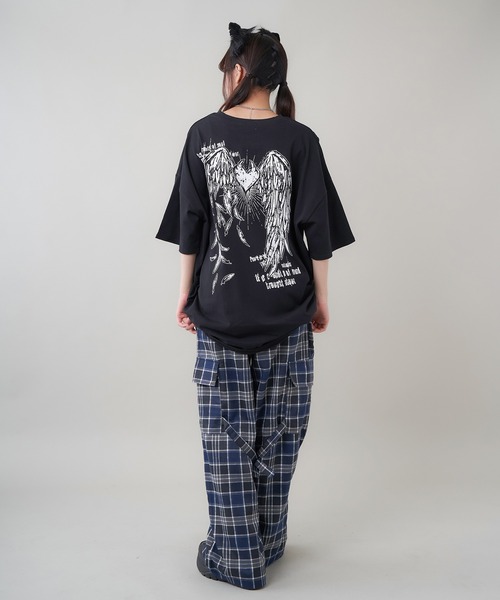 SPINNS（スピンズ）の「ダメージ加工 ウィングプリントデザイン 半袖ビッグTシャツ（Tシャツ/カットソー・レディース・ブラック/チャコール・ONESIZE）」の8枚目の写真