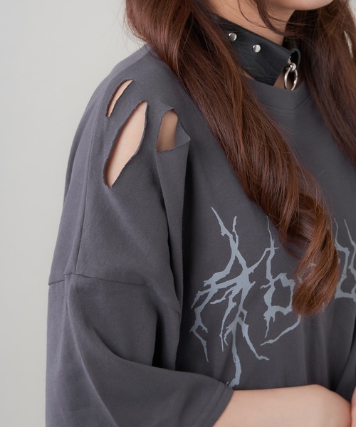 SPINNS（スピンズ）の「ダメージ加工 ウィングプリントデザイン 半袖ビッグTシャツ（Tシャツ/カットソー・レディース・ブラック/チャコール・ONESIZE）」の10枚目の写真