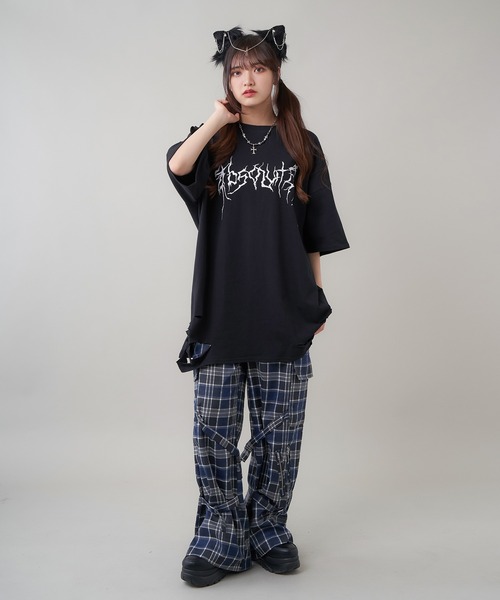 SPINNS（スピンズ）の「ダメージ加工 ウィングプリントデザイン 半袖ビッグTシャツ（Tシャツ/カットソー・レディース・ブラック/チャコール・ONESIZE）」の6枚目の写真