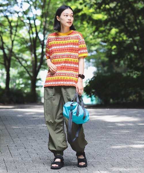 BEAMS BOY(ビームスボーイ)の「BEAMS BOY / フェアアイル ジャガード ショートスリーブ(Tシャツ/カットソー・レディース・オリーブ/ベージュ/レッド・ONE SIZE)」の5枚目の写真