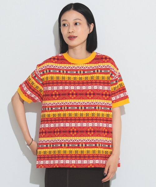 BEAMS BOY(ビームスボーイ)の「BEAMS BOY / フェアアイル ジャガード ショートスリーブ(Tシャツ/カットソー・レディース・オリーブ/ベージュ/レッド・ONE SIZE)」の16枚目の写真