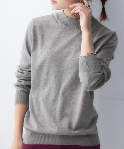 nissen（ニッセン）の「洗えるＵＶカット綿１００％ハイネックニット（ニット/セーター・レディース・チャコールグレー/ブルー/ブラック/ピンク系/ライトベージュ/オフホワイト/杢グレー・L/LL/M/S）」の5枚目の写真