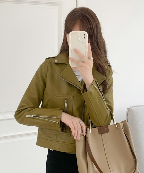 ABITOKYO（アビトーキョー）の「フェイクレザーライダースジャケット（ライダースジャケット・レディース・マスタード/ブラック/ベージュ・FREE）」の11枚目の写真