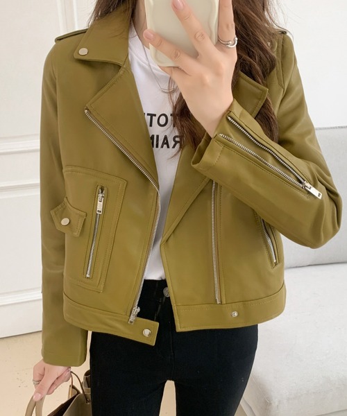 ABITOKYO（アビトーキョー）の「フェイクレザーライダースジャケット（ライダースジャケット・レディース・マスタード/ブラック/ベージュ・FREE）」の13枚目の写真