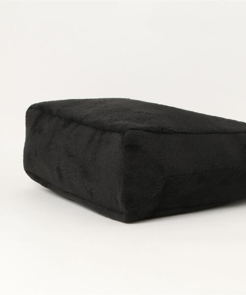 ANDGEEBEE（アンジービー）の「シャギートートバッグ（トートバッグ・レディース・ホワイト/ブラック・FREE）」の18枚目の写真