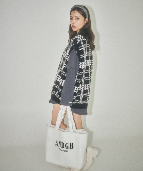 ANDGEEBEE（アンジービー）の「シャギートートバッグ（トートバッグ・レディース・ホワイト/ブラック・FREE）」の4枚目の写真