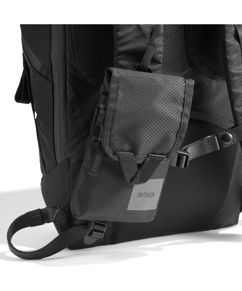 UNTRACK」 メッセンジャーバッグ FREE ブラック メンズ SHOULDER