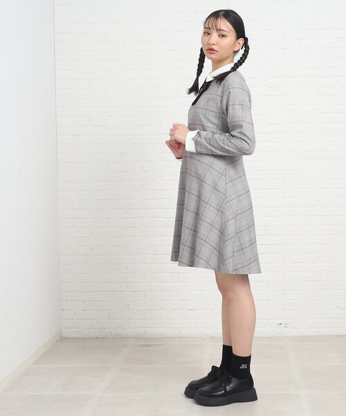 PINK-latte(ピンクラテ)の「【入卒・セレモニー・卒服】リボンSET 衿付きワンピース(ワンピース・キッズ・ベージュ系1/グレー系1/ブルー系その他・16/15 /02)」の22枚目の写真