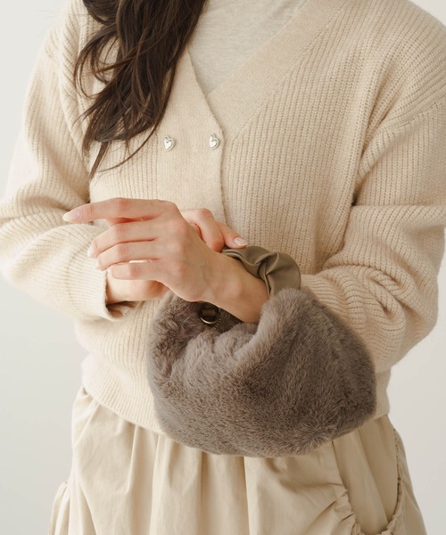 ZAKKA-BOX（ザッカボックス）の「フェイクファーワンハンドルバッグ（ハンドバッグ・レディース・ブラック/ライトベージュ/グレー系その他・FREE）」の7枚目の写真