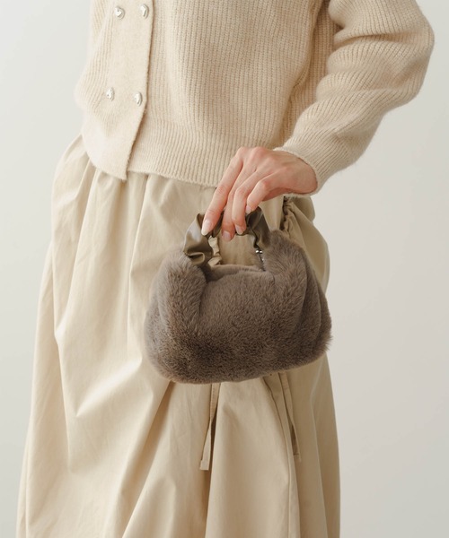 ZAKKA-BOX（ザッカボックス）の「フェイクファーワンハンドルバッグ（ハンドバッグ・レディース・ブラック/ライトベージュ/グレー系その他・FREE）」の10枚目の写真