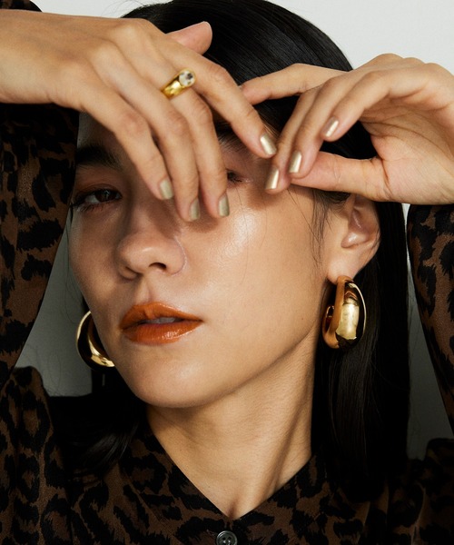 THE PAUSE（ザ ポーズ）の「【THE PAUSE】ラウンドボリュームピアス（ピアス（両耳用）・レディース・シルバー/ゴールド・FREE）」の8枚目の写真