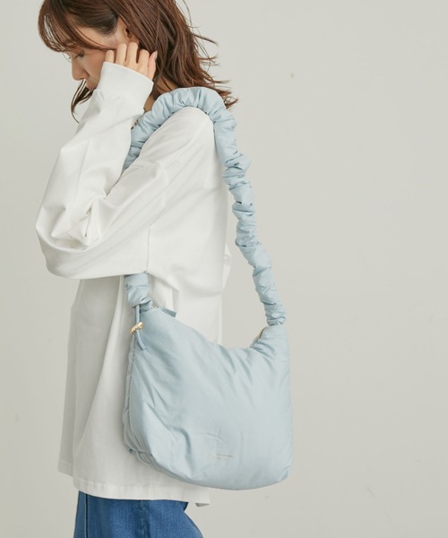 ROPE' PICNIC（ロペピクニック）の「軽量ポリエステルパディングシャーリングワンショルダーバッグ（ショルダーバッグ・レディース・ブルー系その他5/ブラック・FREE）」の19枚目の写真