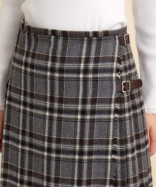 grove（グローブ）の「◆チェックとプリーツが着映えする主役スカート（スカート・レディース・チャコールグレー/ブラック系1/ダークブラウン系1・03/02/01/05/04）」の15枚目の写真