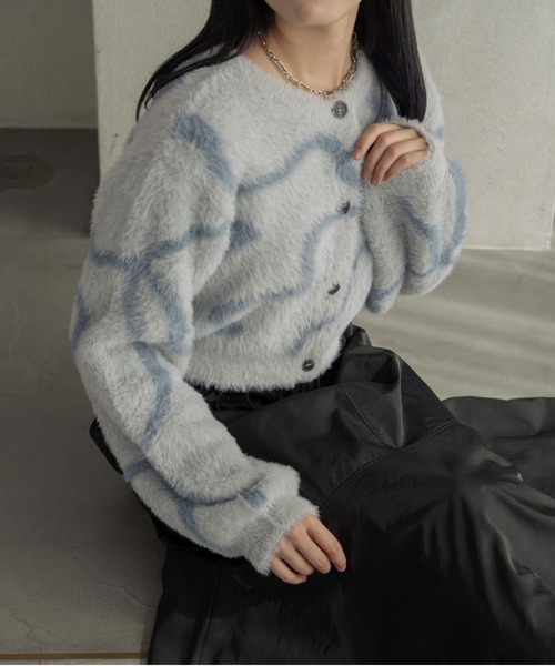 Ambre Neige（アンブルネージュ）の「【前後２WAY】２ｗａｙニュアンスニットラインカーディガン／【WEB/EC限定商品】（カーディガン/ボレロ・レディース・アイボリー/ライトグレー/ネイビー・FREE）」の18枚目の写真