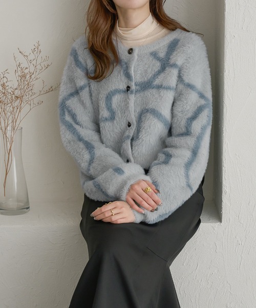 Ambre Neige（アンブルネージュ）の「【前後２WAY】２ｗａｙニュアンスニットラインカーディガン／【WEB/EC限定商品】（カーディガン/ボレロ・レディース・アイボリー/ライトグレー/ネイビー・FREE）」の13枚目の写真