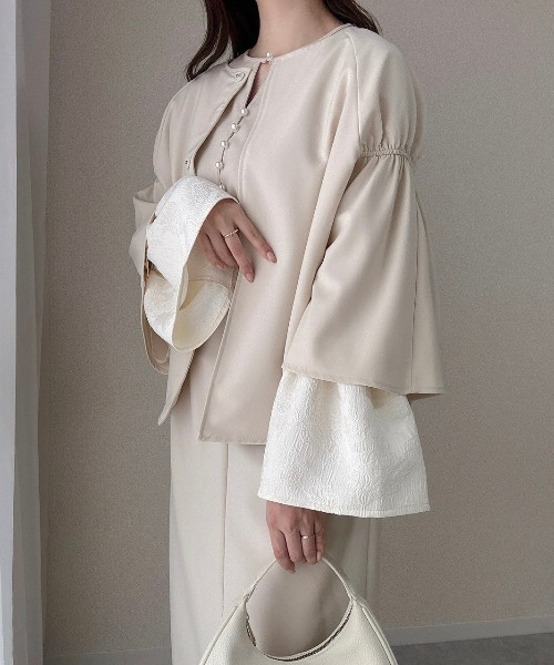 Bab（バブ）の「【オケージョンドレス/結婚式/2サイズ展開/SET ITEM/インナー付き/裏地付き】ケープ風ジャケット（ノーカラージャケット・レディース・ベージュ/アイボリー/グレー・M）」の9枚目の写真