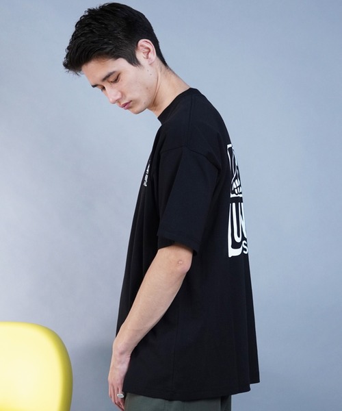 LURKING CLASS(ラーキングクラス)の「【ムラサキスポーツ限定】LURKING CLASS/ラーキングクラス オーバーサイズ Tシャツ ST24STM01(Tシャツ/カットソー・メンズ・ブラック/ホワイト/サンドベージュ・M/L/XL)」の19枚目の写真