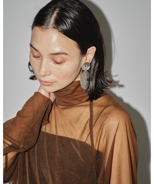 TODAYFUL（トゥデイフル）の「double plate earrings（イヤリング・レディース・シルバー/ゴールド・FREE）」の8枚目の写真