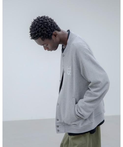 uniform experiment（ユニフォームエクスペリメント）の「AUTHENTIC LOGO SWEAT VARSITY JACKET（スタジャン・メンズ・グレー/ブラック・4/2/1/3）」の12枚目の写真