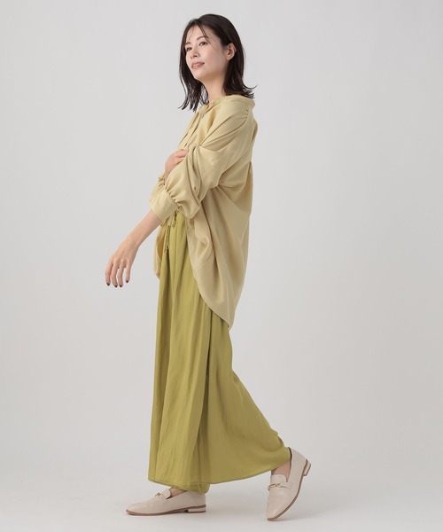 Elura(エルーラ)の「アイロンいらず落ち感ブラウス(シャツ/ブラウス・レディース・ネイビー/グリーン系その他/ライトイエロー/ホワイト・MEDIUM/LARGE)」の6枚目の写真