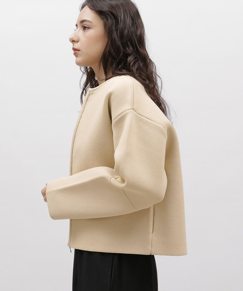 LAKOLE（ラコレ）の「5ゲージランタンスリーブカーディガン / 997332（カーディガン/ボレロ・レディース・アイボリー/ライトベージュ/ネイビー・SMALL/MEDIUM）」の19枚目の写真