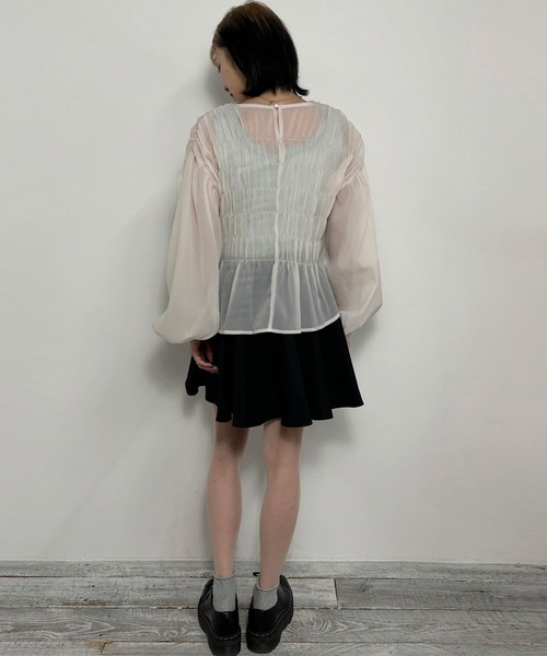 NICOLE CLUB(ニコル クラブ)の「【WEB限定】ワッシャーシアーブラウス(シャツ/ブラウス・レディース・オフホワイト/ブラック・MEDIUM)」の17枚目の写真