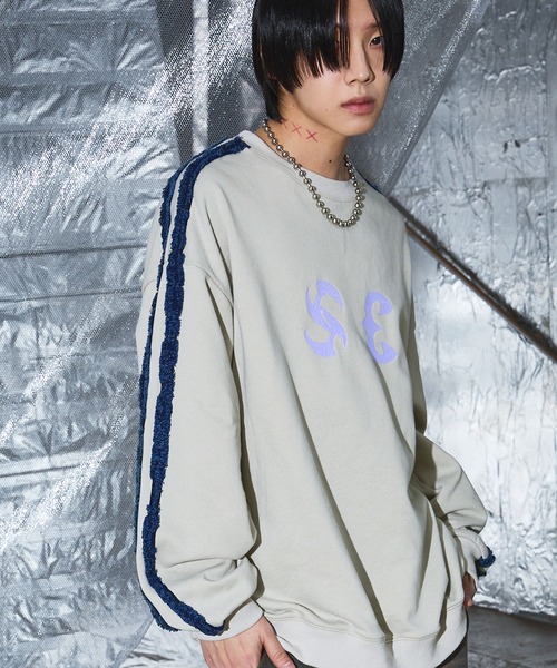 SAVEDGE（セーベッジ）の「LOOSE FRINGE LINE METAL LOGO SWEAT/ルーズフリンジラインメタルロゴスウェット（スウェット・メンズ・グレー/チャコール・L/M）」の13枚目の写真