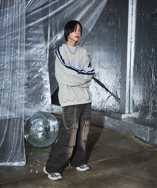 SAVEDGE（セーベッジ）の「LOOSE FRINGE LINE METAL LOGO SWEAT/ルーズフリンジラインメタルロゴスウェット（スウェット・メンズ・グレー/チャコール・L/M）」の18枚目の写真