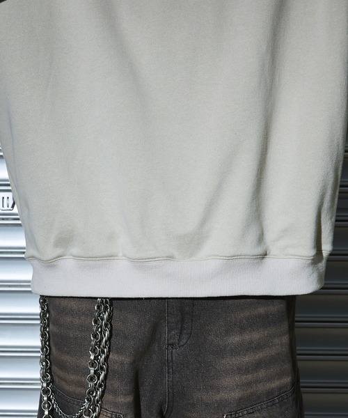 SAVEDGE（セーベッジ）の「LOOSE FRINGE LINE METAL LOGO SWEAT/ルーズフリンジラインメタルロゴスウェット（スウェット・メンズ・グレー/チャコール・L/M）」の5枚目の写真
