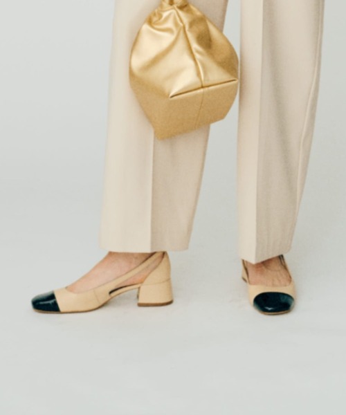 Omekashi(オメカシ)の「ブロックカラーミュール(パンプス・レディース・ベージュ/ブラック・36/38/37)」の2枚目の写真