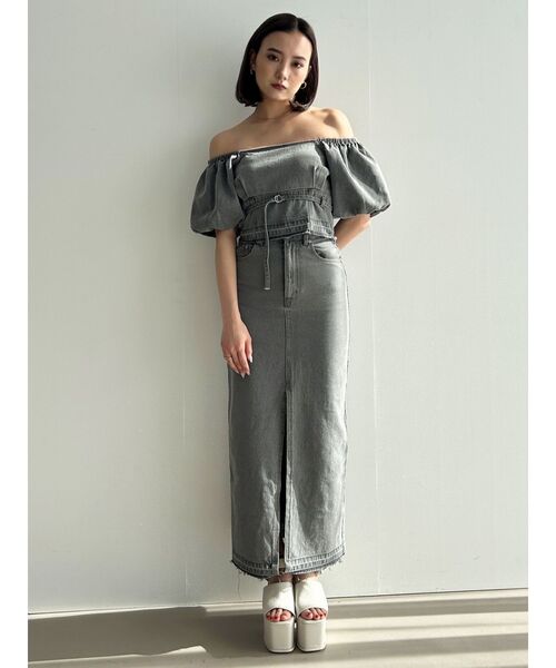 EMODA（エモダ）の「デニムオフショルダートップ（シャツ/ブラウス・レディース・ブラック/グレー/インディゴブルー・FREE）」の12枚目の写真