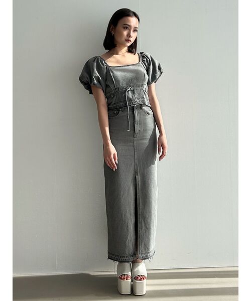 EMODA（エモダ）の「デニムオフショルダートップ（シャツ/ブラウス・レディース・ブラック/グレー/インディゴブルー・FREE）」の13枚目の写真