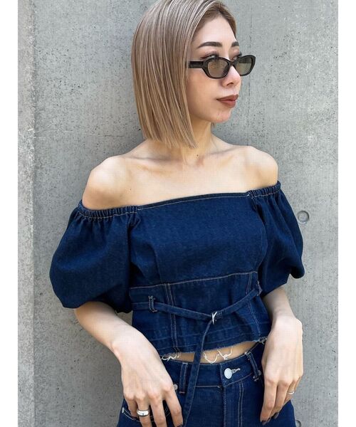 EMODA（エモダ）の「デニムオフショルダートップ（シャツ/ブラウス・レディース・ブラック/グレー/インディゴブルー・FREE）」の15枚目の写真