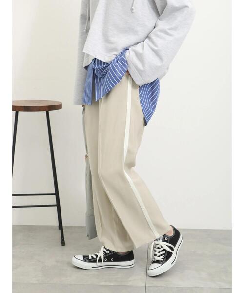 Samansa Mos2 blue（サマンサモスモスブルー）の「サイドラインパンツ（その他パンツ・レディース・グレー/ネイビー/ブラック/ライトベージュ・F）」の5枚目の写真