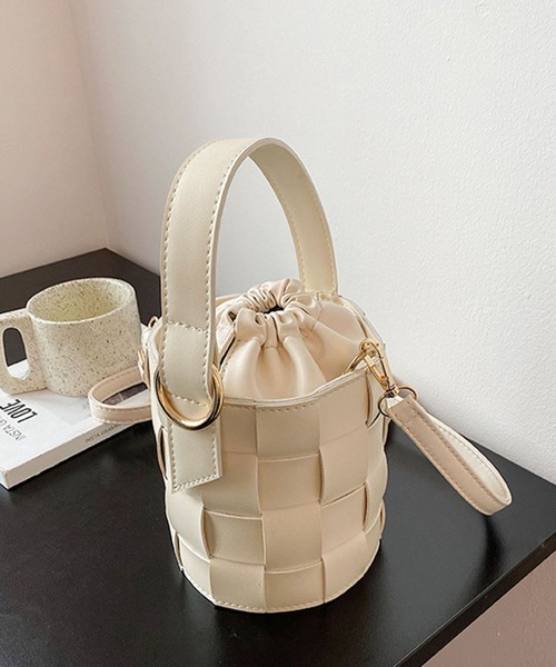 Bifrost（ビフレスト）の「編み込みショルダーバッグ（ショルダーバッグ・レディース・ブラック/ベージュ/イエロー/オレンジ・FREE）」の15枚目の写真