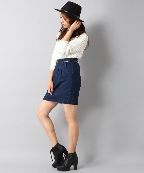 Heather（ヘザー）の「15FWベルトツキコクーンスカート　568418（スカート・レディース・ブルー/ネイビー/カーキ/ブラック/レッド系その他/ホワイト×ブラック・SMALL/MEDIUM）」の21枚目の写真