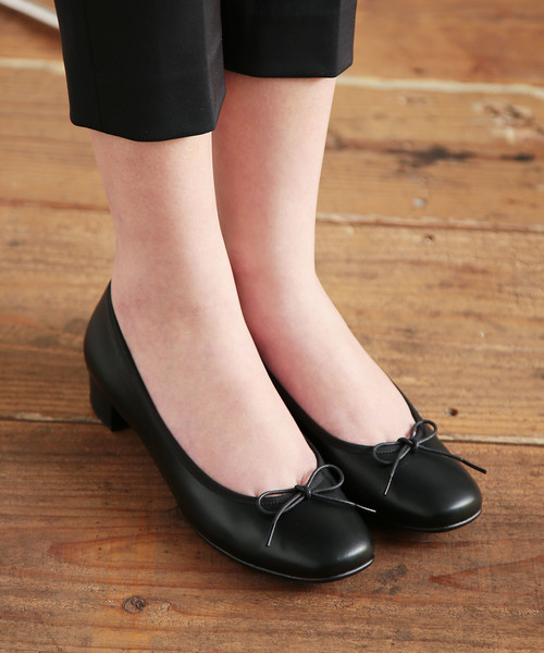 HIPS(ヒップス)の「スクエアトゥヒールアップバレエシューズ(バレエシューズ・レディース・ネイビー/シルバー/ブラック/レッド/ライトグレー/ブラック系その他/ゴールド/グリーン系その他/ボルドー/ブルー系その他/パイソン/ピンク/ホワイト系その他/ワイン/ベージュ系その他/カーキ/ライトイエロー/アニマル・24cm/22.5cm/23.5cm/23cm/24.5cm/22cm/22.5㎝)」の4枚目の写真