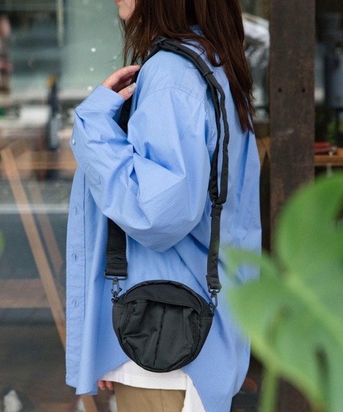 beautiful people（ビューティフルピープル）の「beautiful people POTRxbp shoulder bag in nylon twill 1415612001（ショルダーバッグ・メンズ・グリーン/グレー/ホワイト・FREE）」の5枚目の写真