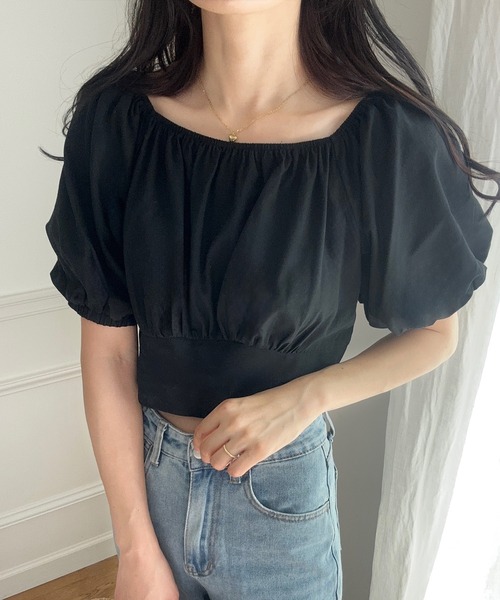 LAUIR(ラウアー)の「2wayオフショル半袖トップス(シャツ/ブラウス・レディース・ホワイト/ナチュラル/ブラック・LARGE/MEDIUM)」の3枚目の写真