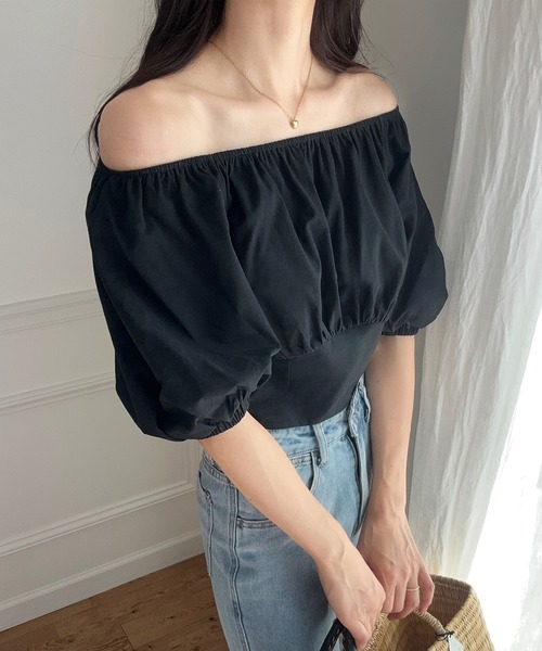 LAUIR(ラウアー)の「2wayオフショル半袖トップス(シャツ/ブラウス・レディース・ホワイト/ナチュラル/ブラック・LARGE/MEDIUM)」の5枚目の写真